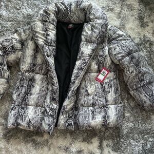 Vince Camuto Gray Snake Print Puffer Jacket